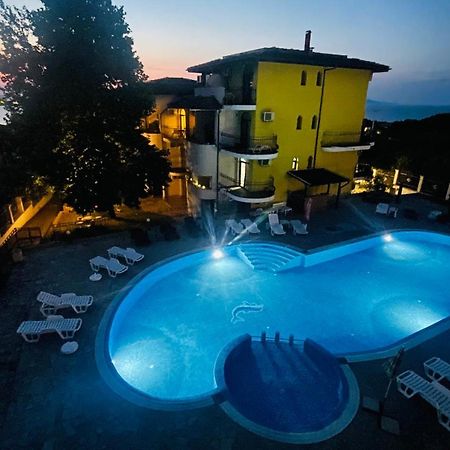 Private Apartment With Sea View Sozopol Exterior foto